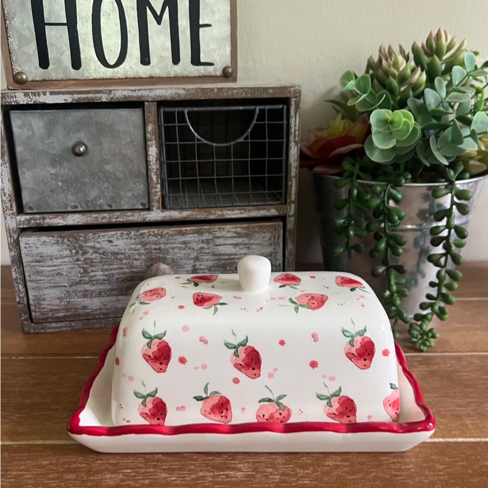 New Farmhouse Ceramic Strawberries & Polka Dots Butter Dish